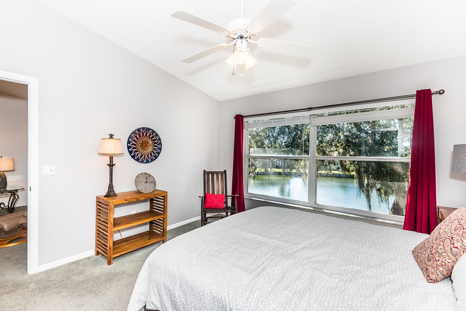 Lake Suzy Apartment: 11644 SW Egret Circle #506