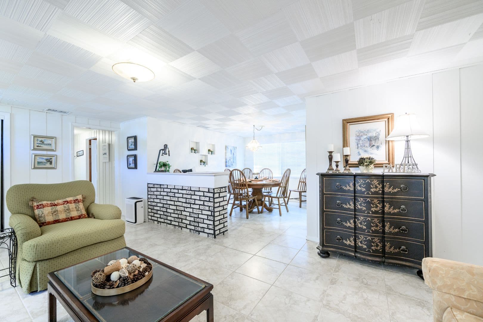 Punta Gorda House: 330 Harvey St