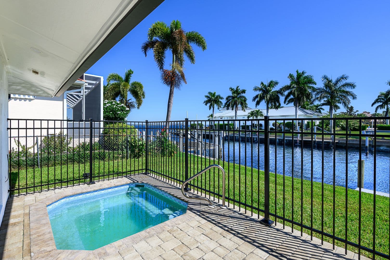 Punta Gorda House: 12 Sabal Dr