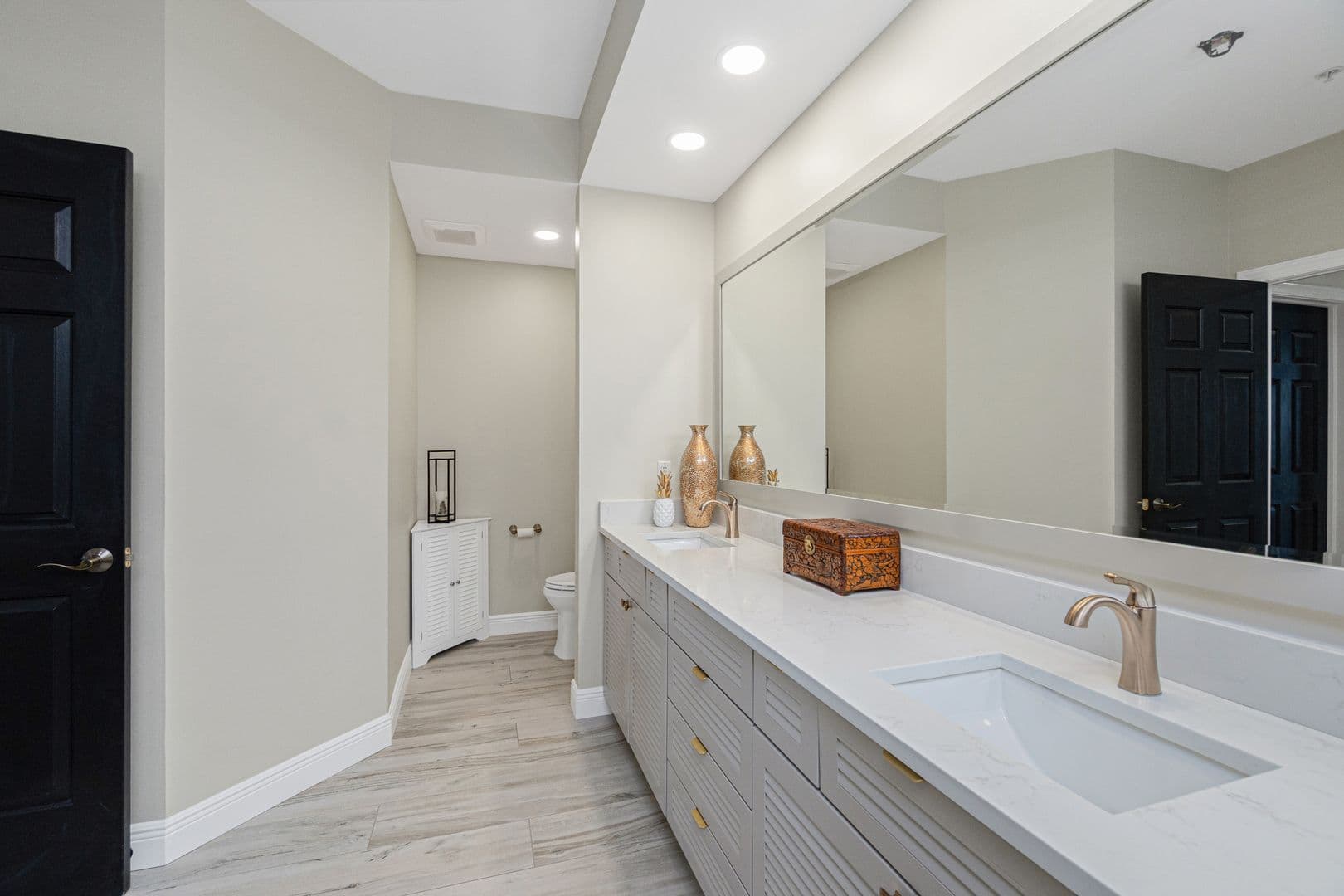 Punta Gorda Condo: 3313 Sunset Key Cir #701