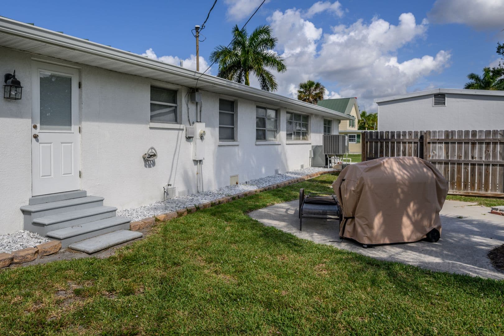Punta Gorda House: 330 Harvey St