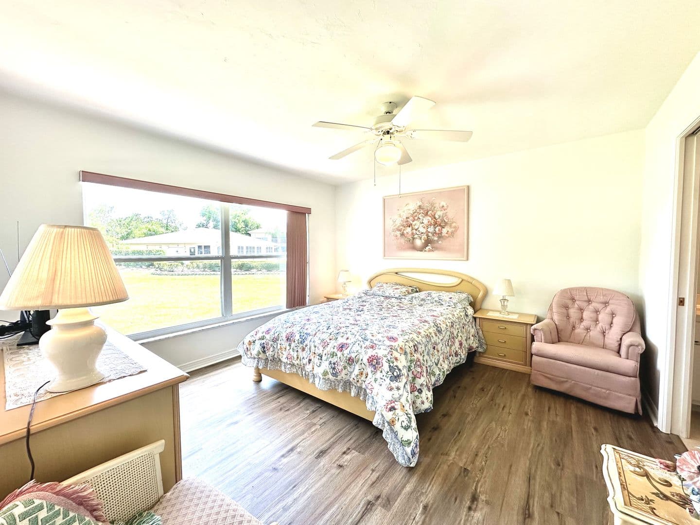 Lake Suzy Apartment: 11644 SW Egret Cir. #1102
