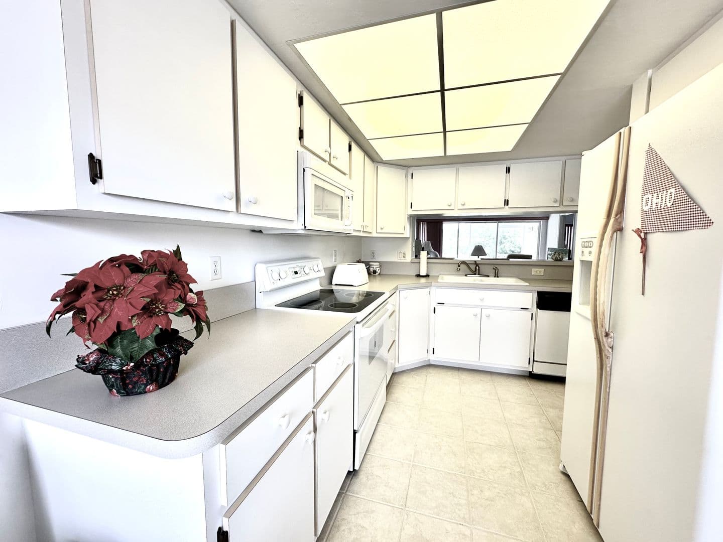 Lake Suzy Apartment: 11644 SW Egret Cir. #1102