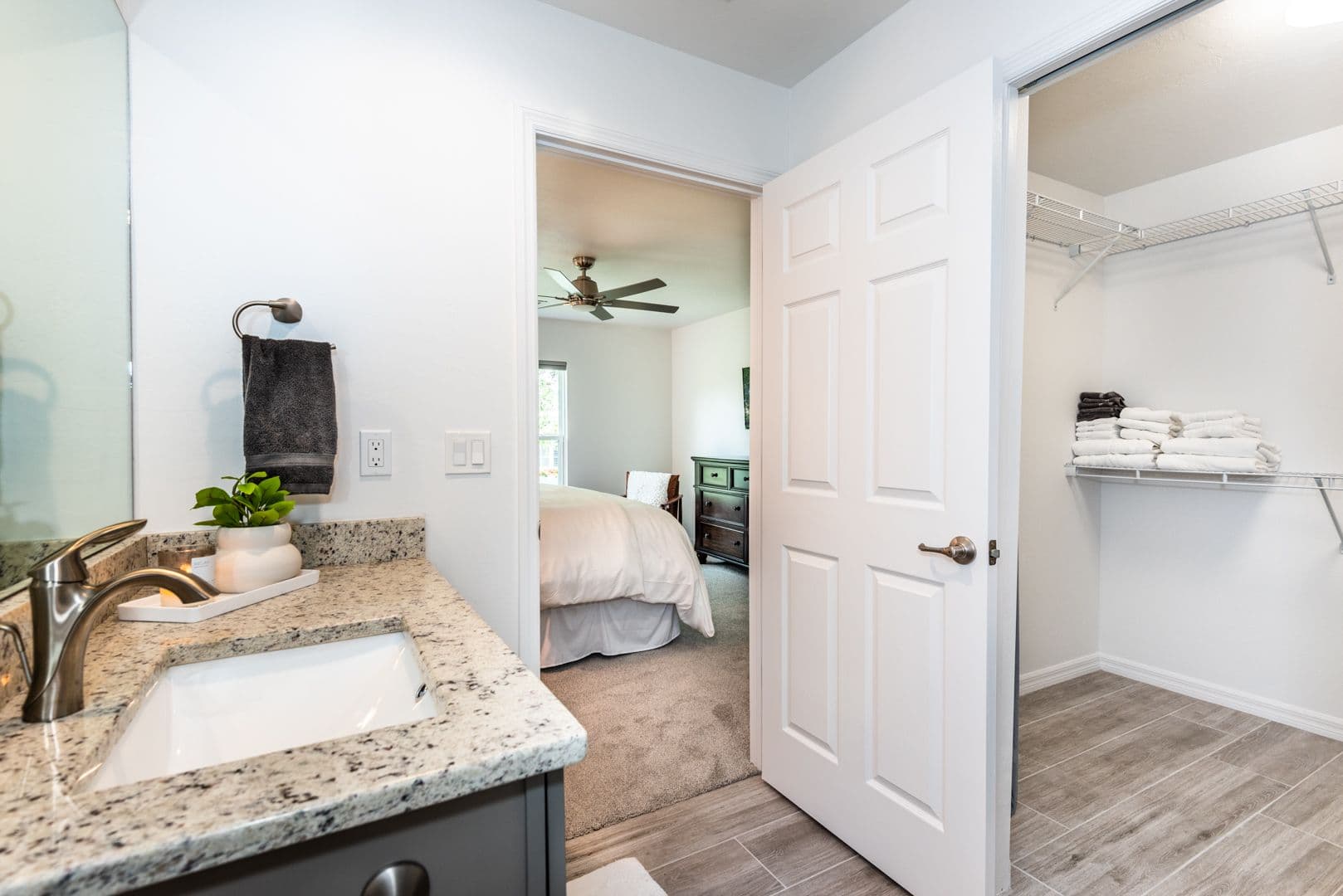 Punta Gorda Apartment: 215 Lewis Circle #111