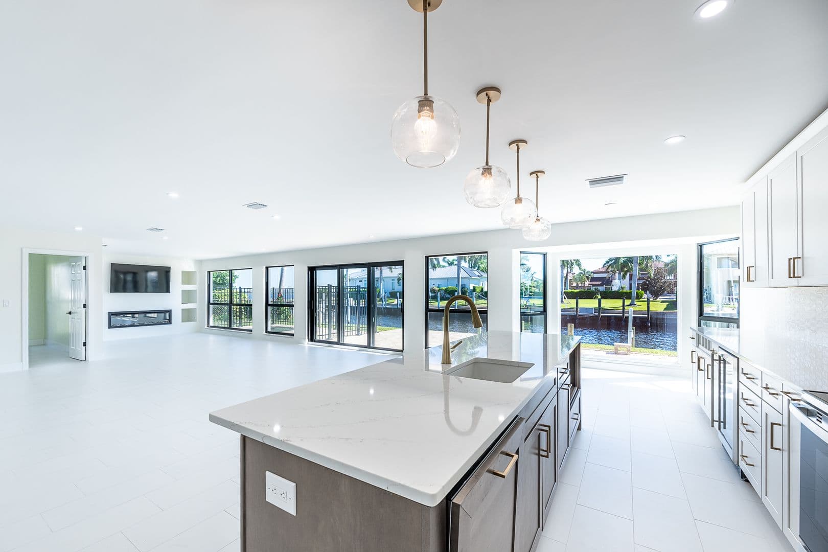 Punta Gorda House: 12 Sabal Dr