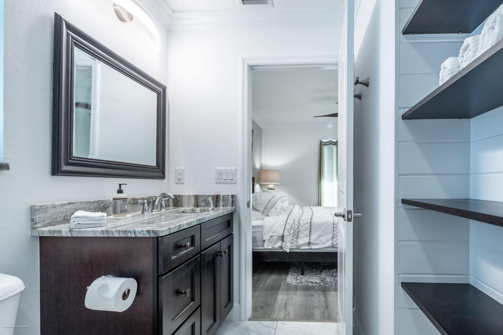 Punta Gorda Apartment: 327 Harvey St