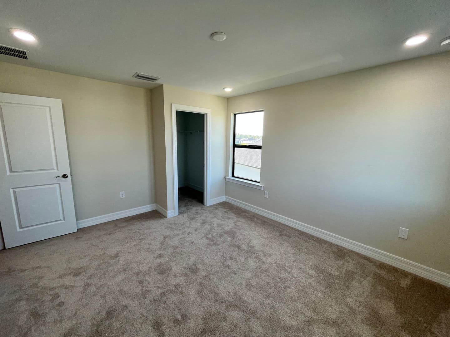 North Port House: 2541 Buckthorn Loop