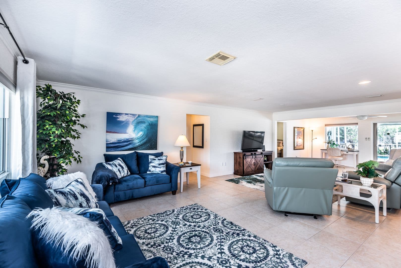 Port Charlotte Apartment: 129 Cousley Dr.