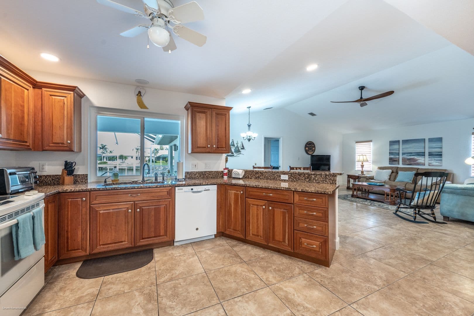 Punta Gorda Apartment: 2572 Brazilia Ct.