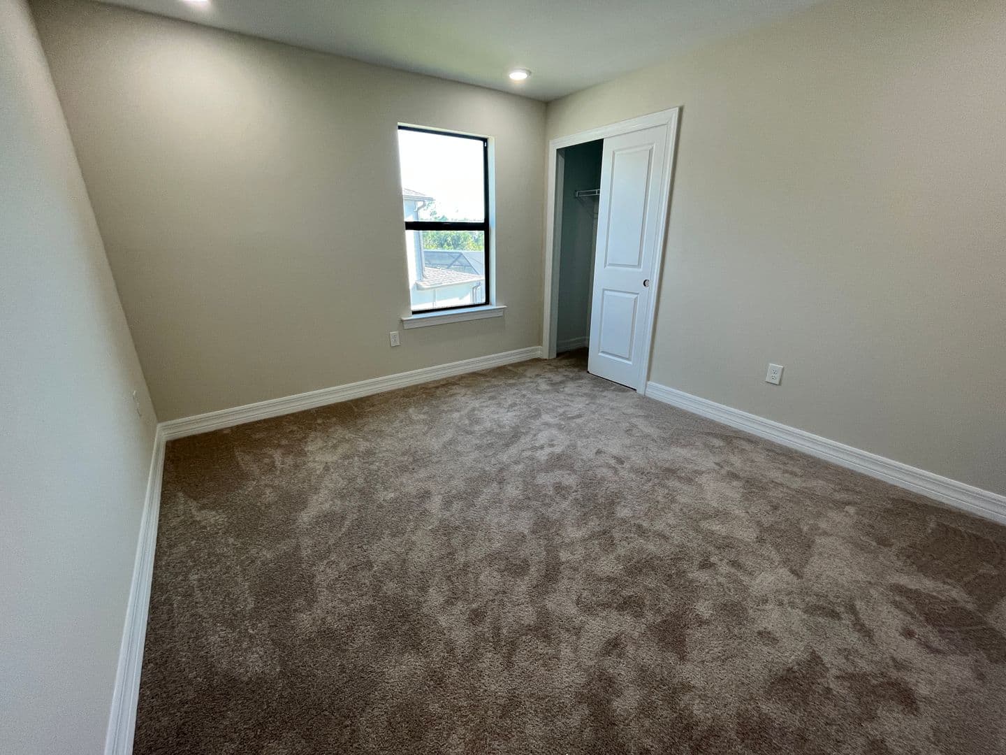 North Port House: 2541 Buckthorn Loop