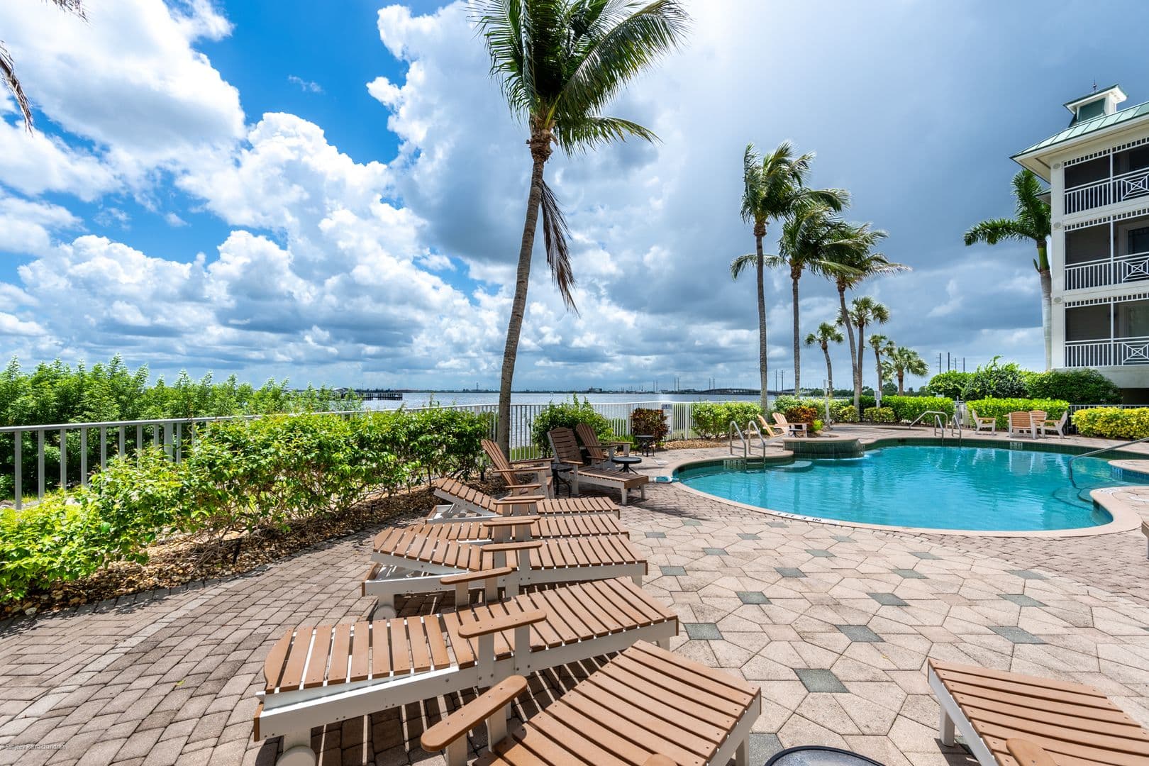 Punta Gorda Condo: 5116 Melbourne St  #B303