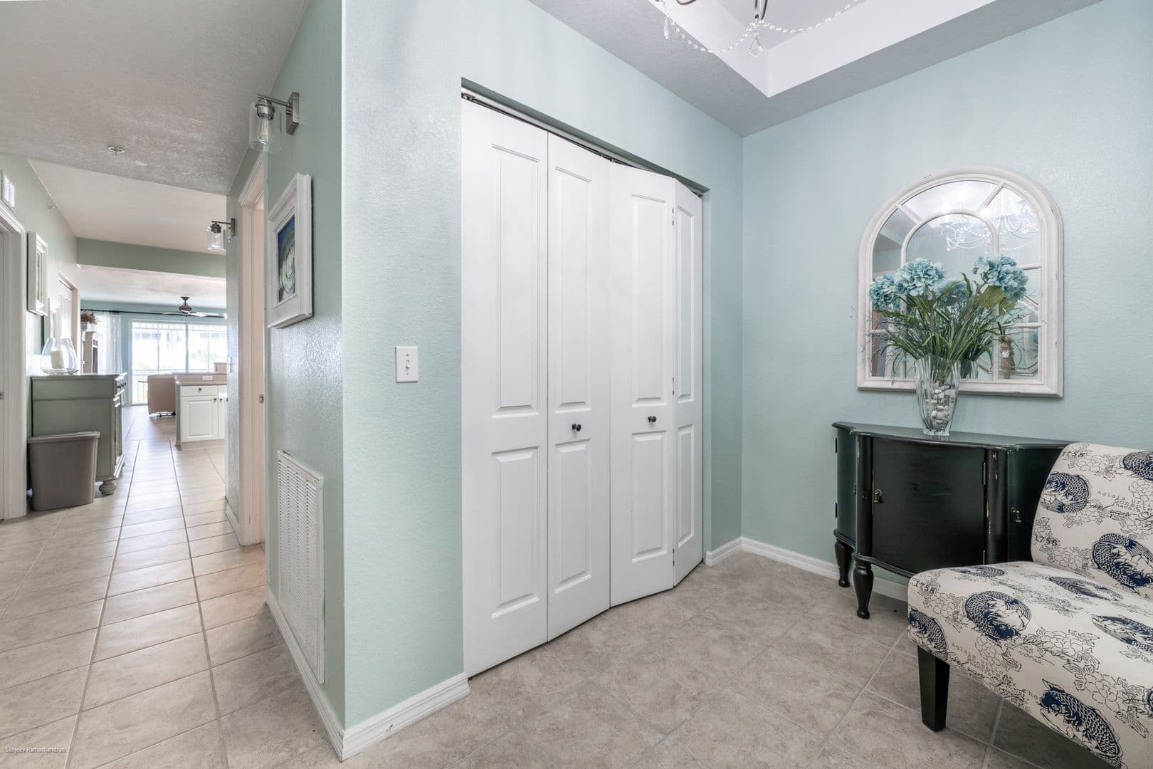 Port Charlotte Condo: 5125 Melbourne St #E201