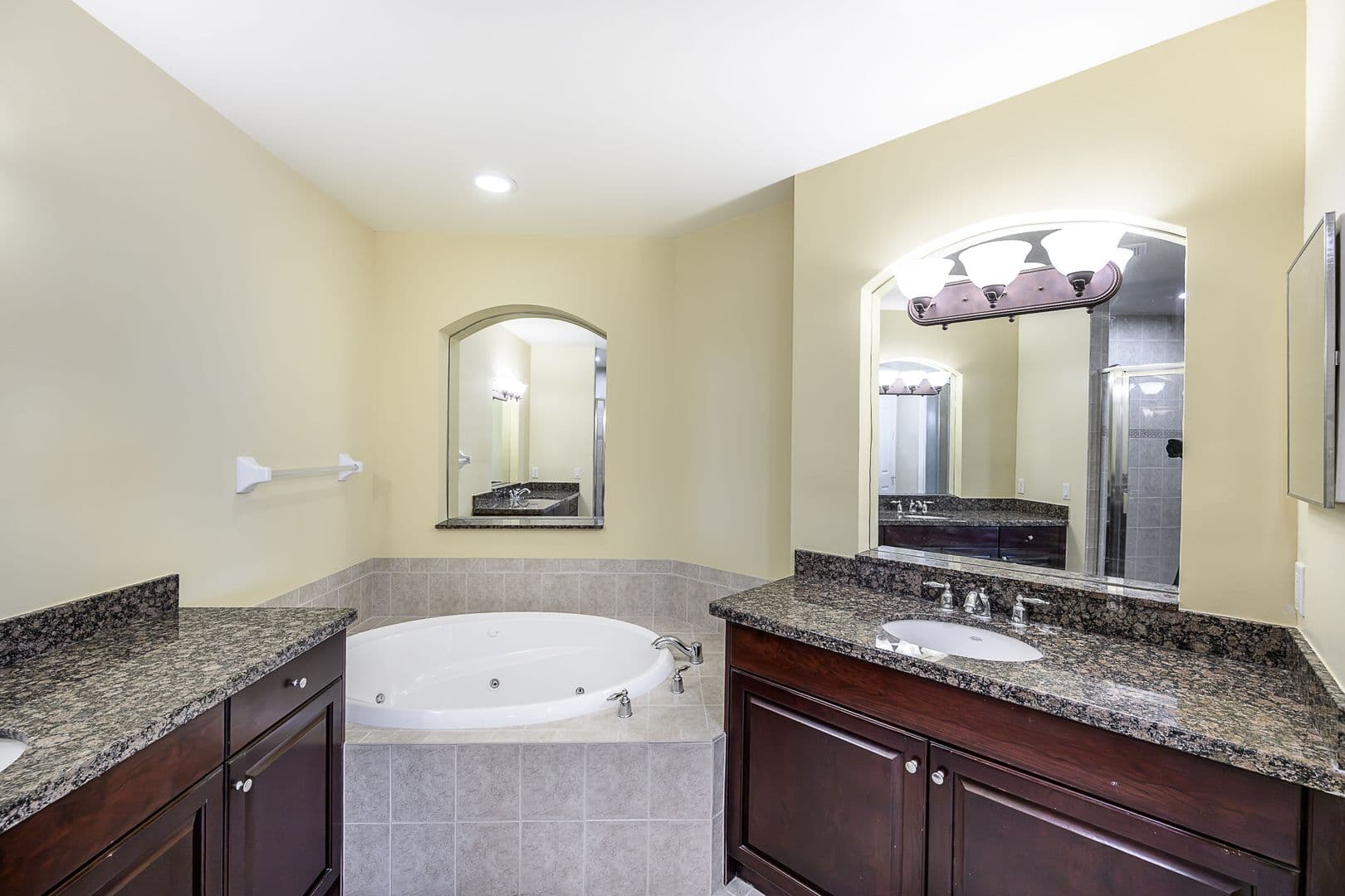 Punta Gorda Condo: 85 Vivante Blvd, Blgg 19, #402 ( aka 8542)