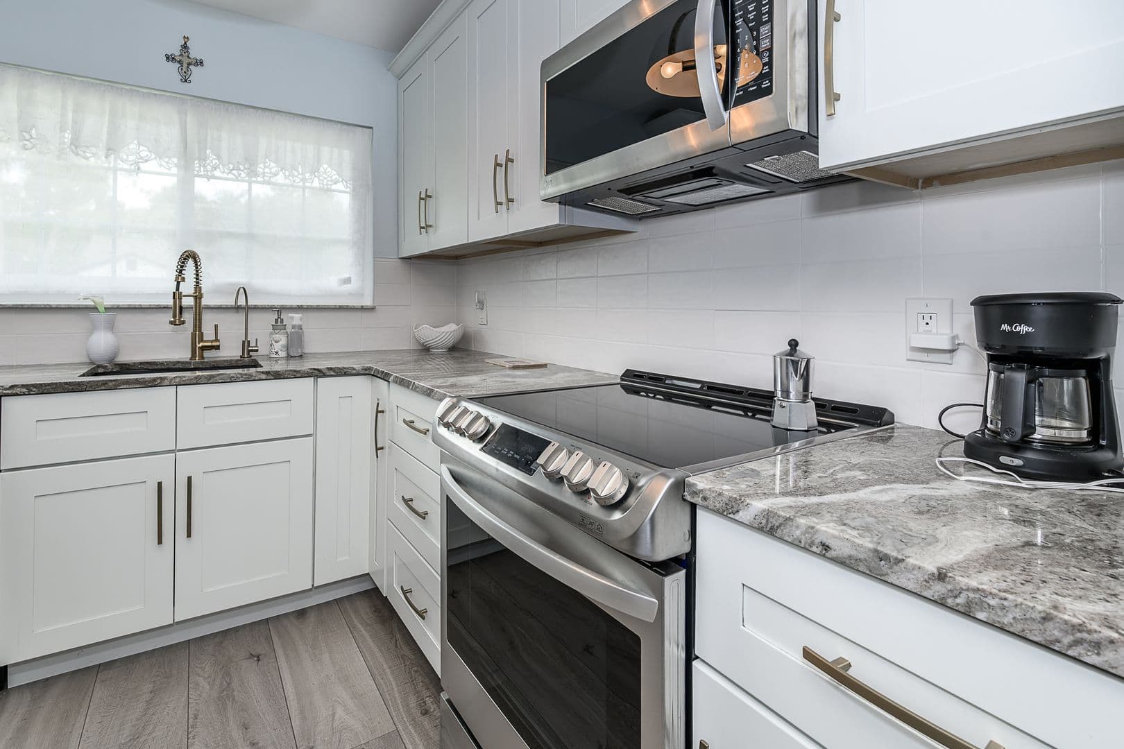 Port Charlotte House: 19584 Carob Ct