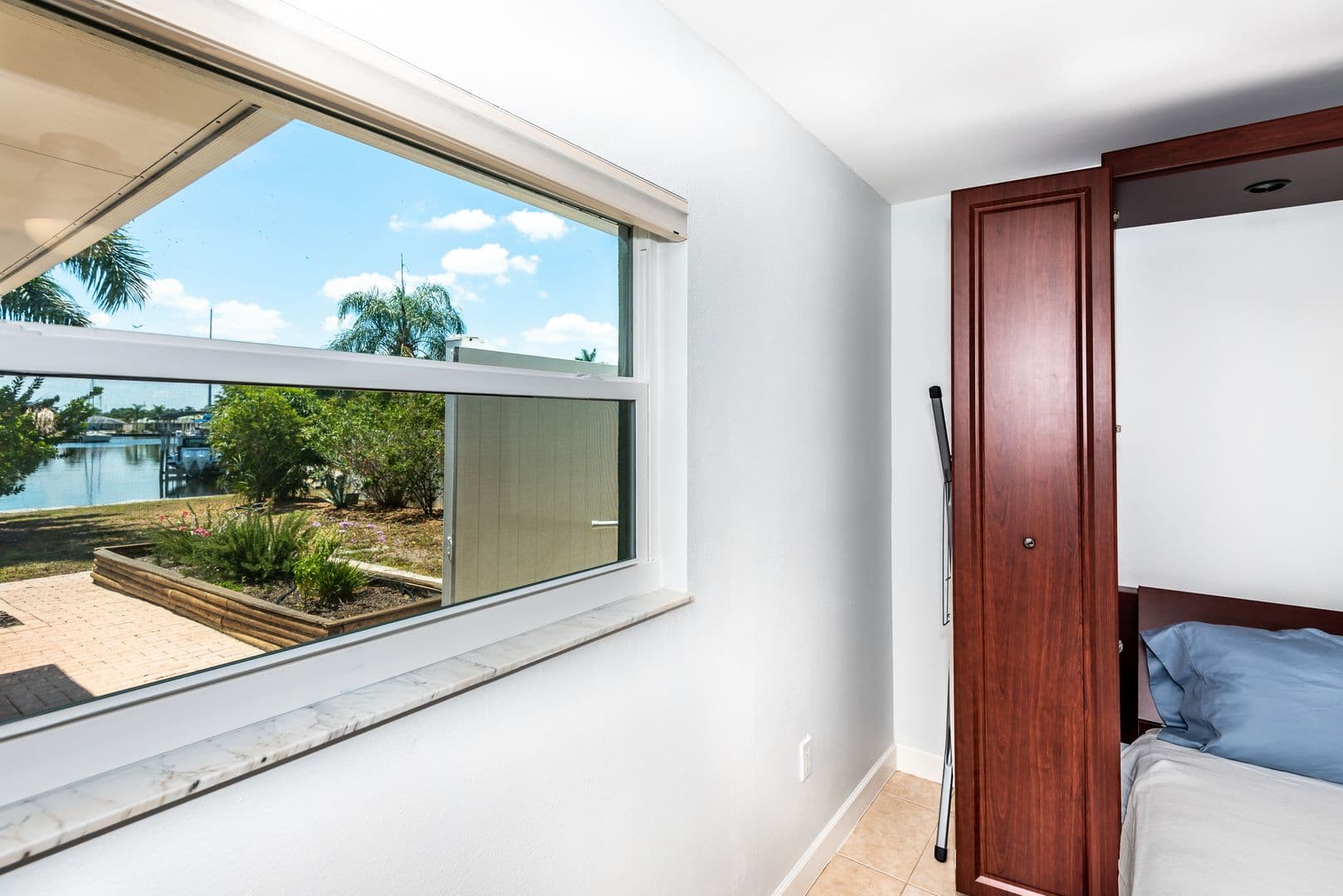 Port Charlotte Apartment: 129 Cousley Dr.