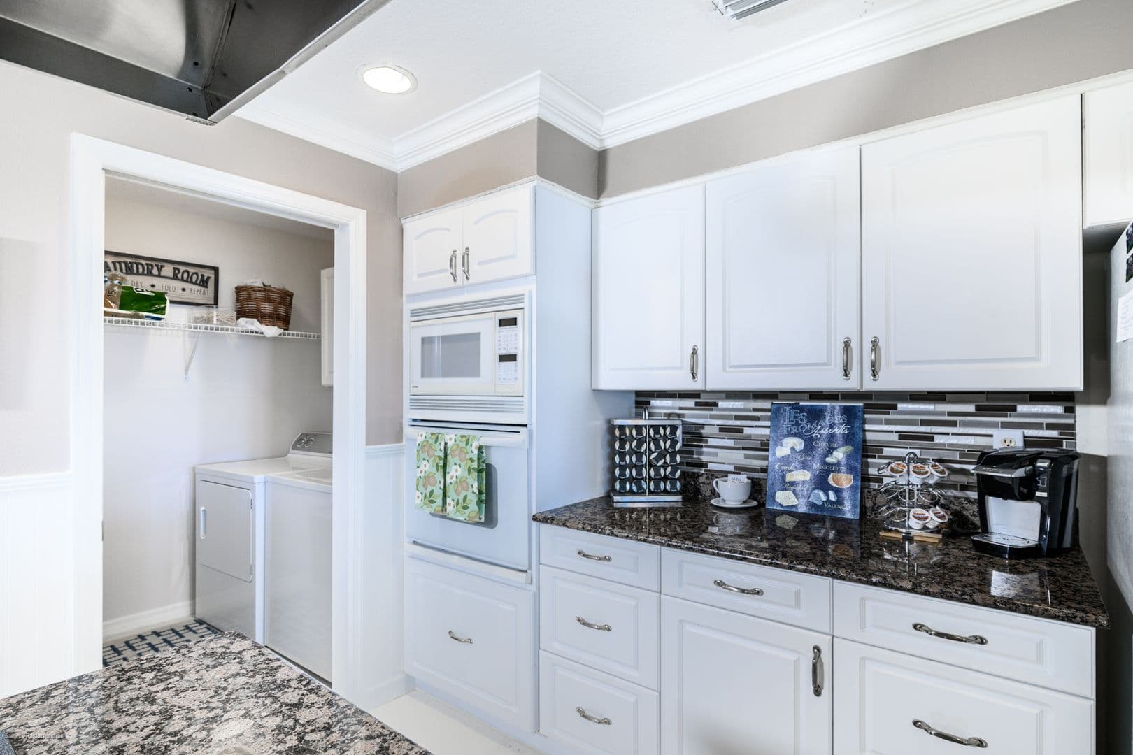 Punta Gorda Condo: 1477 park Beach Cir #33