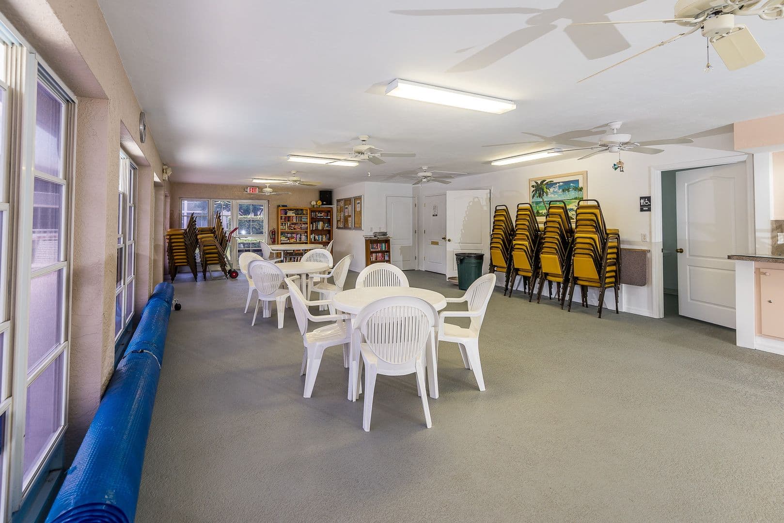 Lake Suzy Apartment: 11644 SW Egret Circle #506