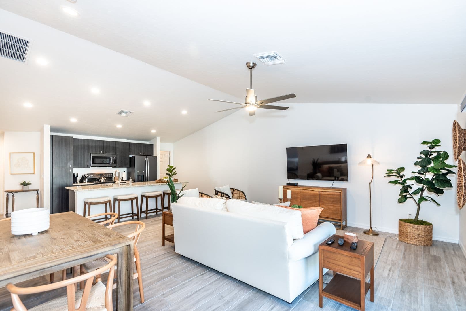 Punta Gorda Apartment: 219 Lewis Cir. #112