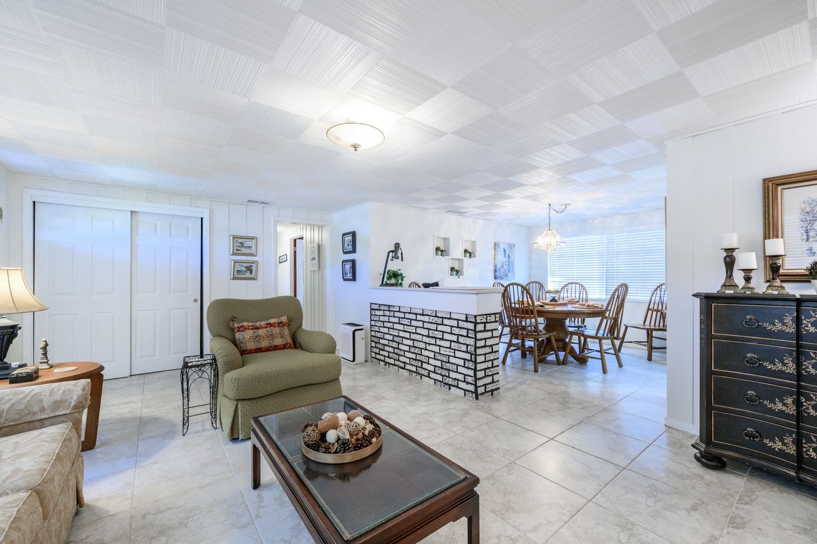 Punta Gorda House: 330 Harvey St