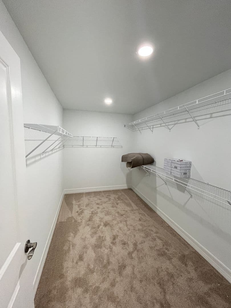 North Port House: 2541 Buckthorn Loop