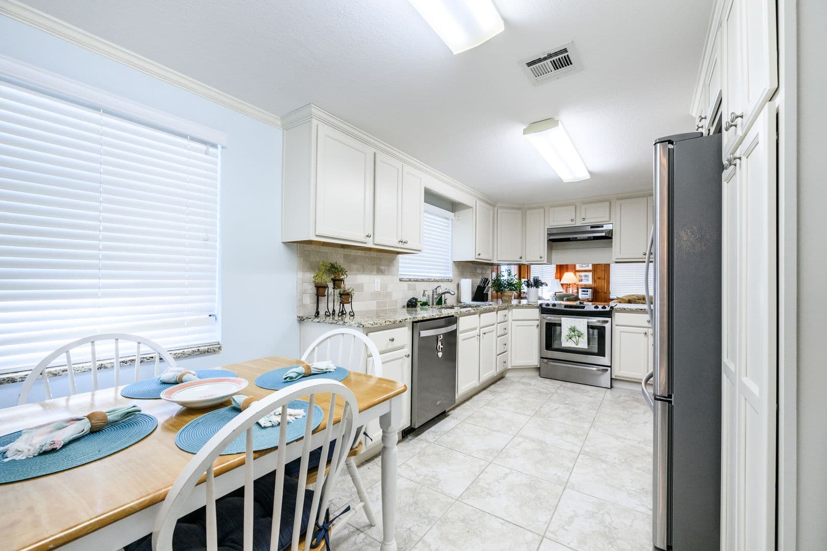Punta Gorda House: 330 Harvey St