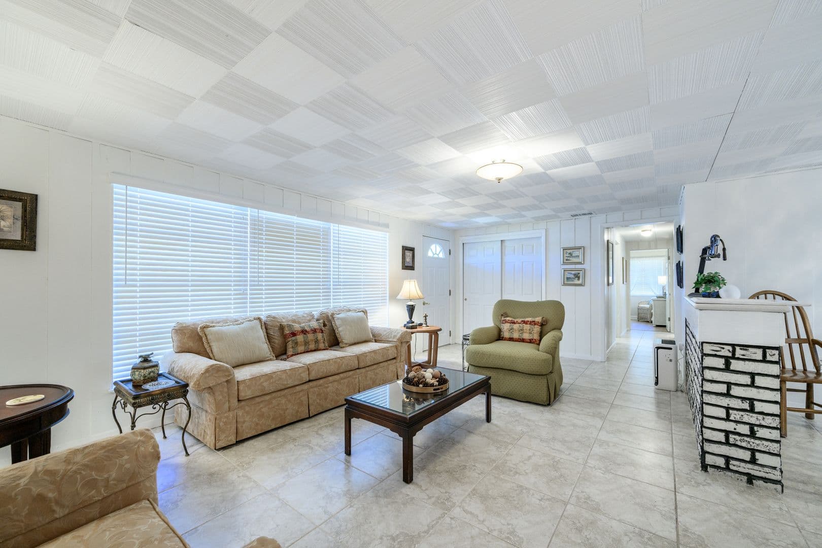 Punta Gorda House: 330 Harvey St