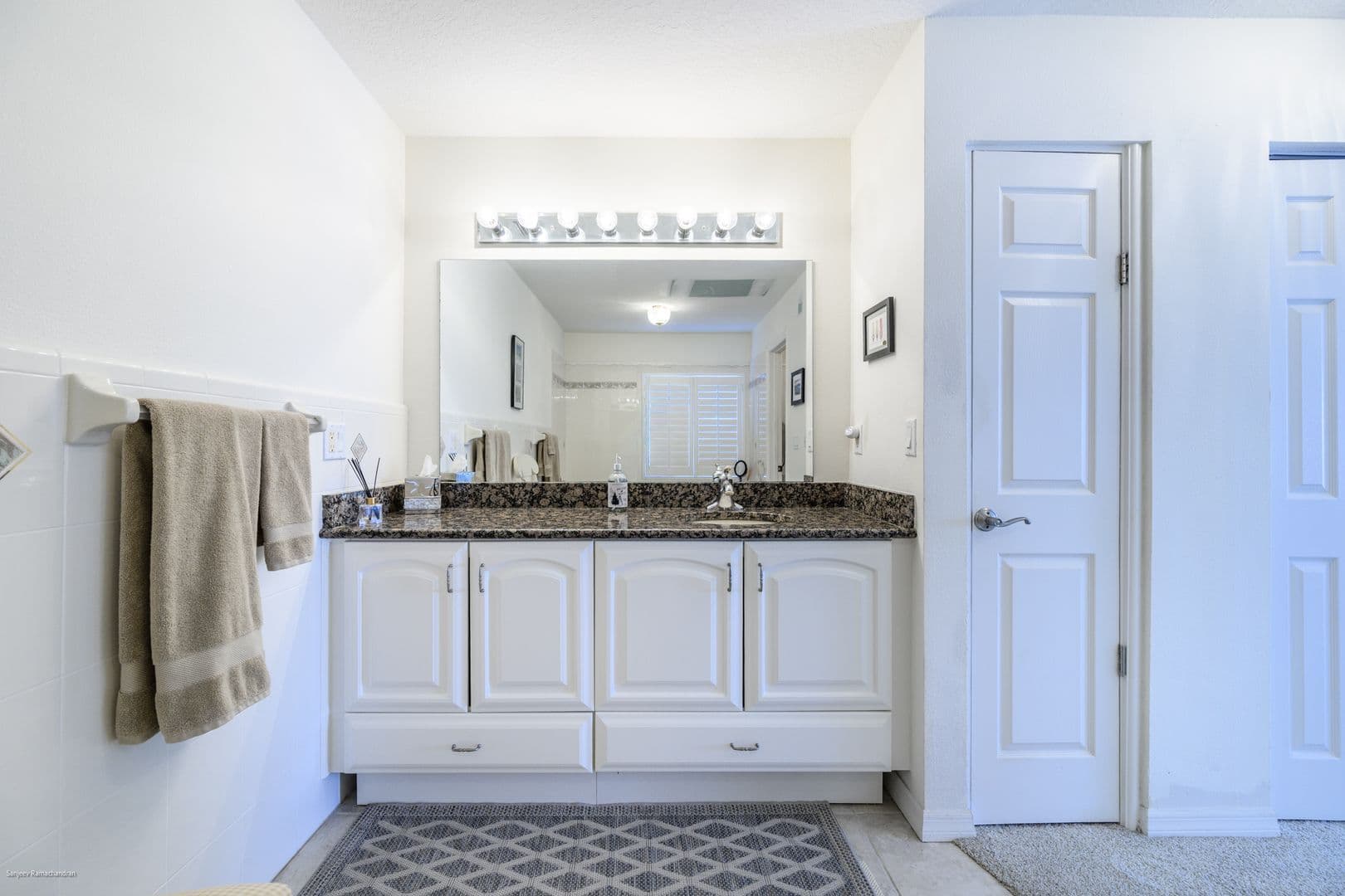 Punta Gorda Condo: 1477 park Beach Cir #33