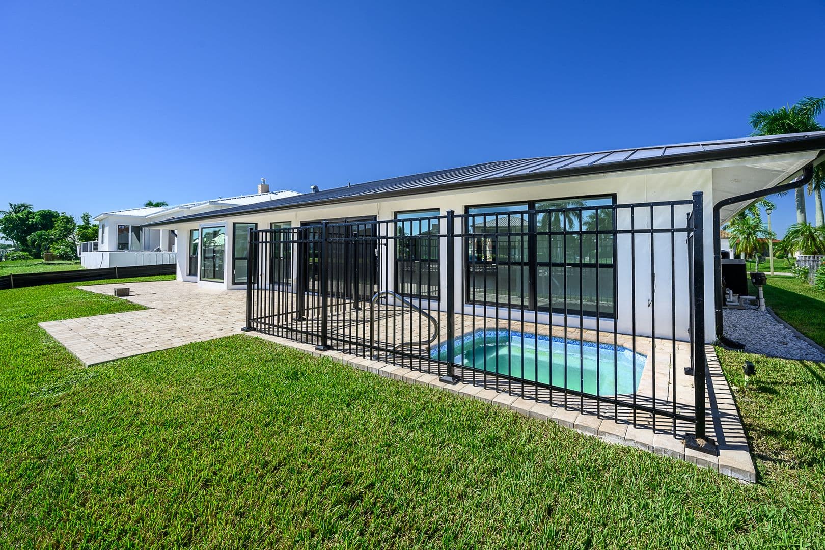 Punta Gorda House: 12 Sabal Dr