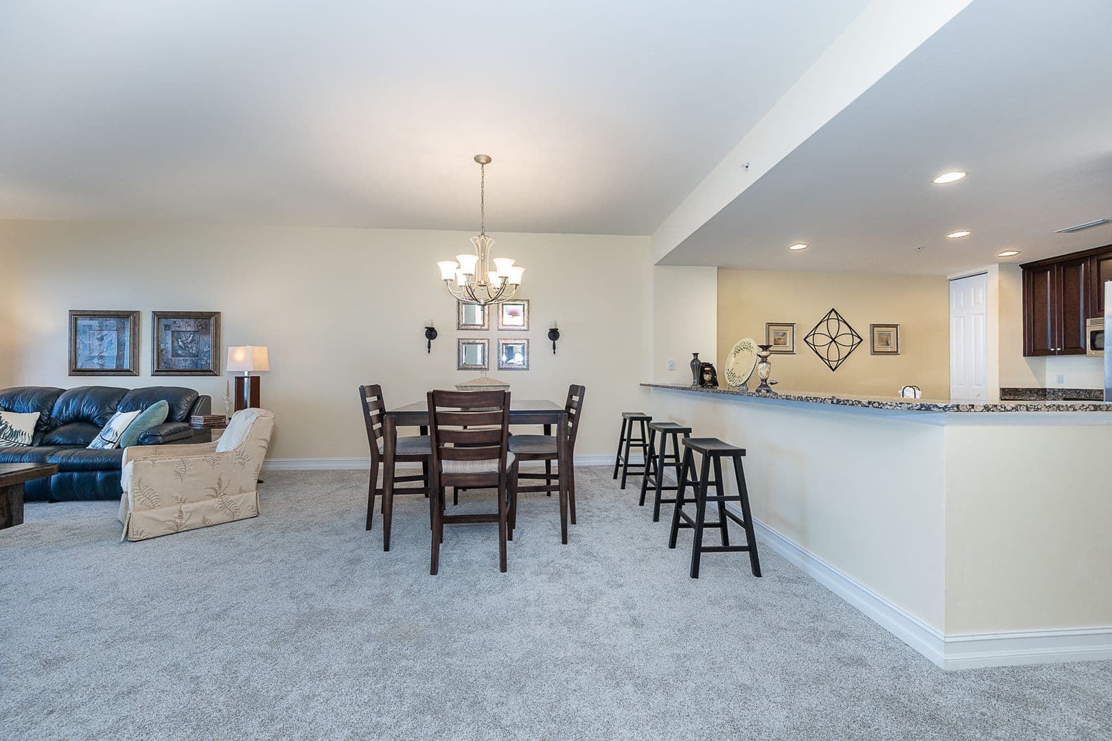 Punta Gorda Condo: 85 Vivante Blvd, Blgg 19, #402 ( aka 8542)