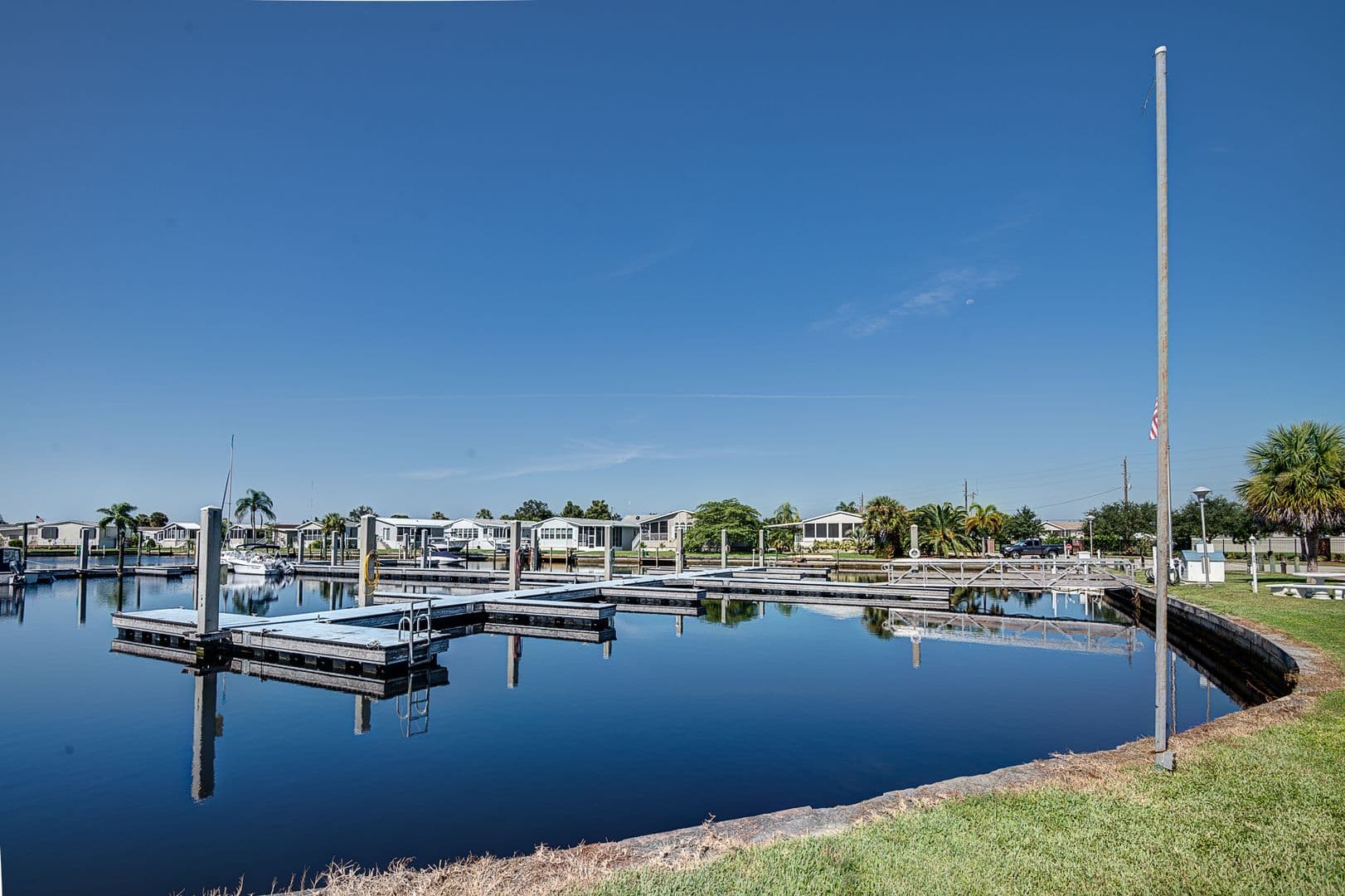 Punta Gorda Apartment: 16 Freeman Ave
