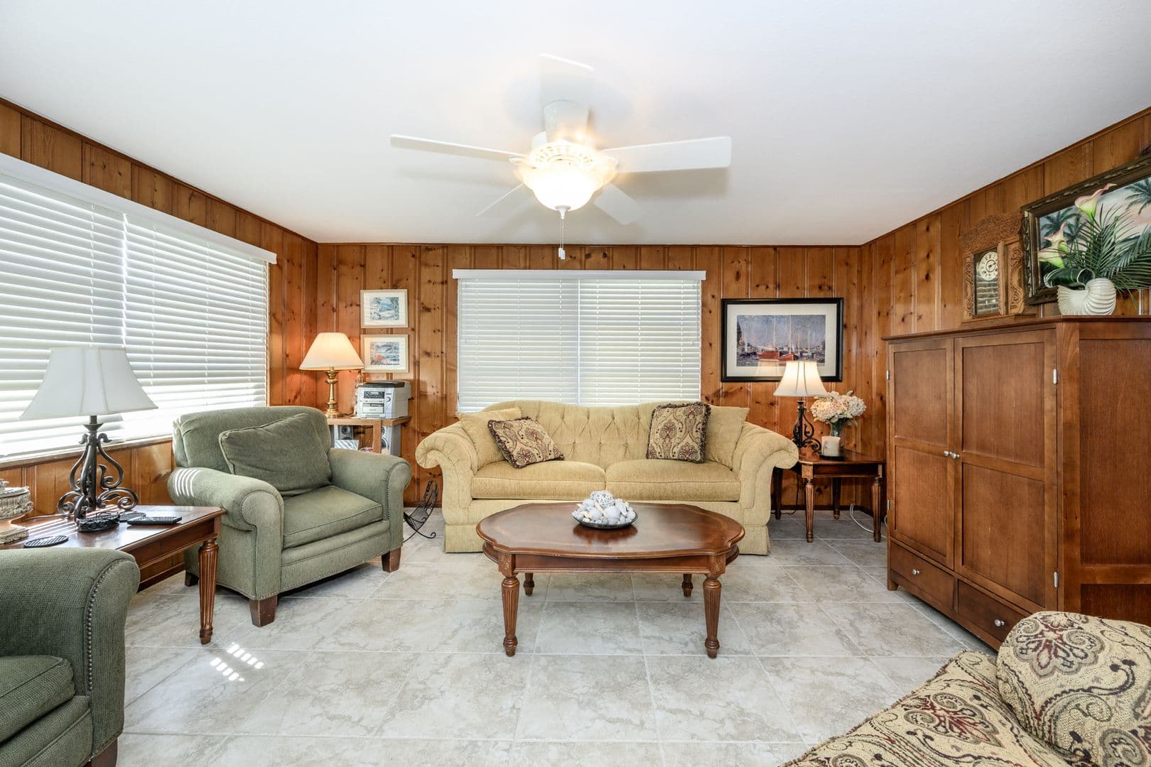 Punta Gorda House: 330 Harvey St