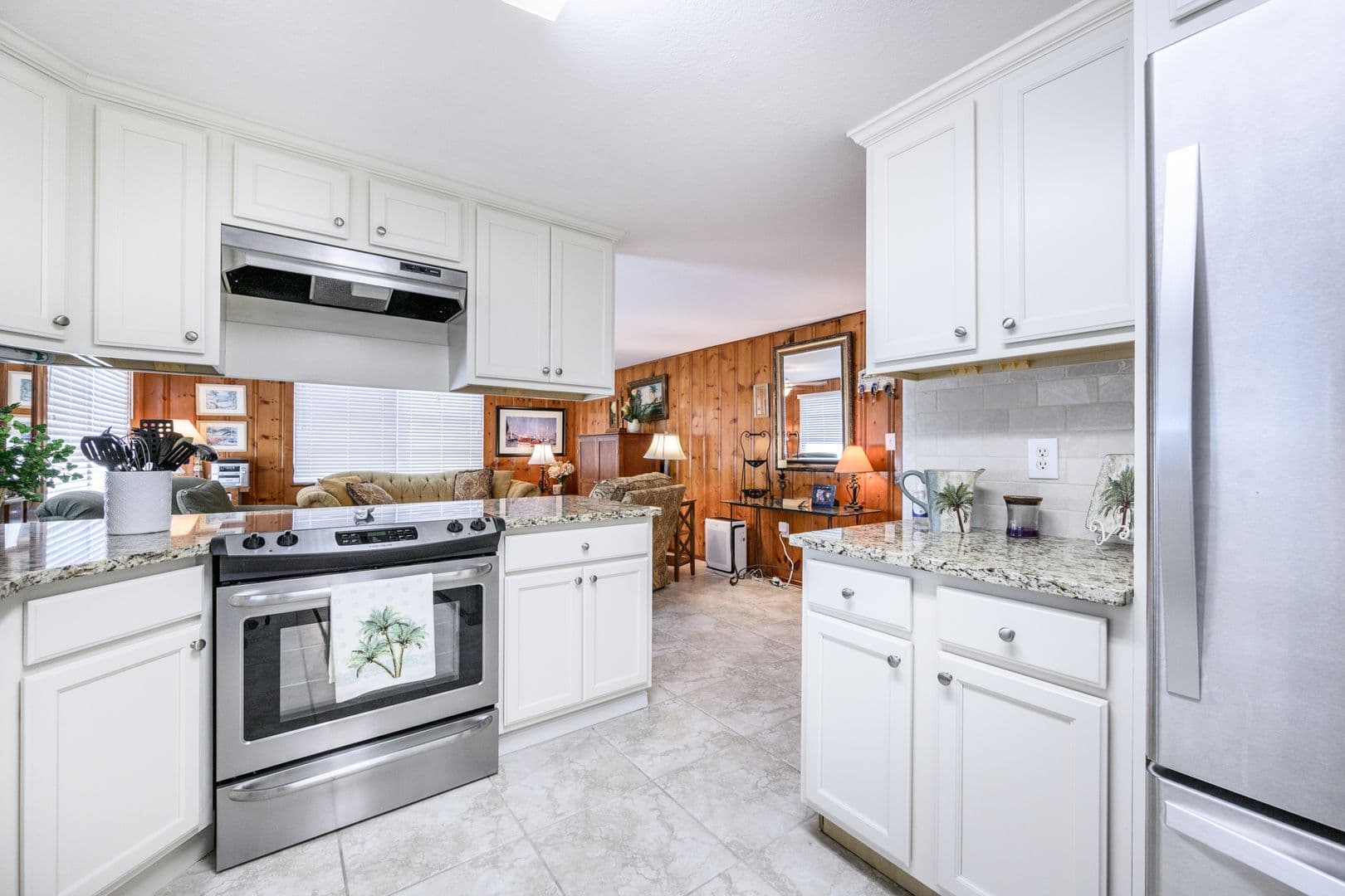 Punta Gorda House: 330 Harvey St