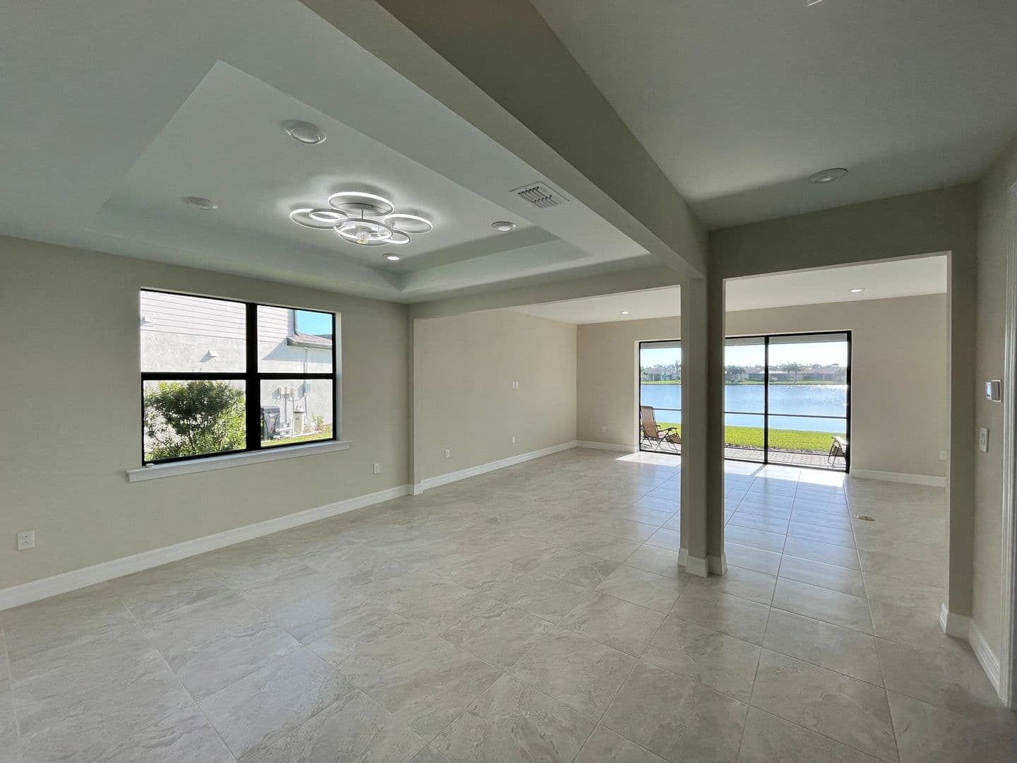 North Port House: 2541 Buckthorn Loop