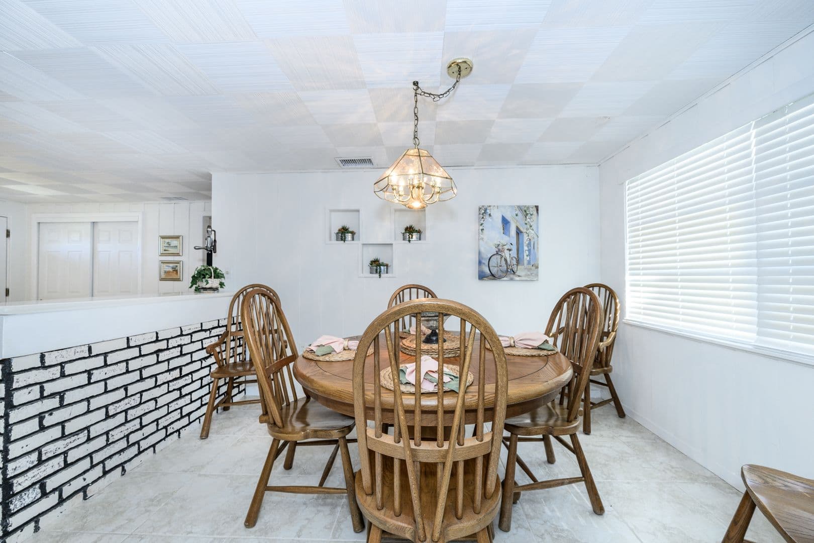 Punta Gorda House: 330 Harvey St