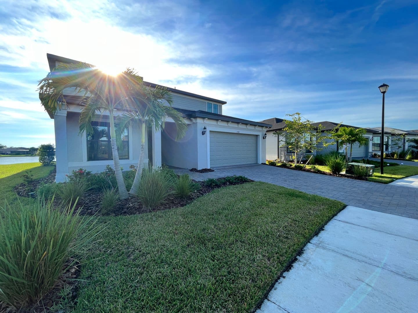 North Port House: 2541 Buckthorn Loop