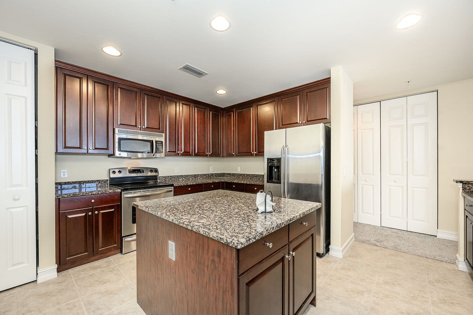 Punta Gorda Condo: 85 Vivante Blvd, Blgg 19, #402 ( aka 8542)