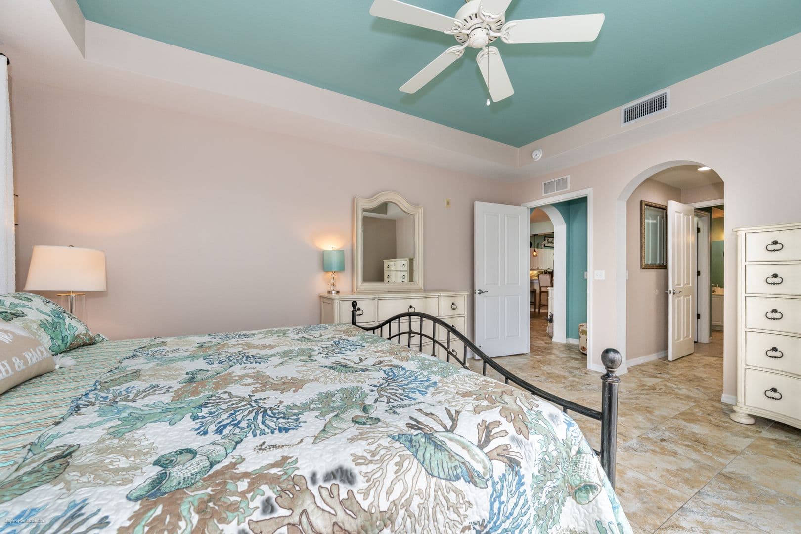 Port Charlotte Condo: 5125 Melbourne St #E201