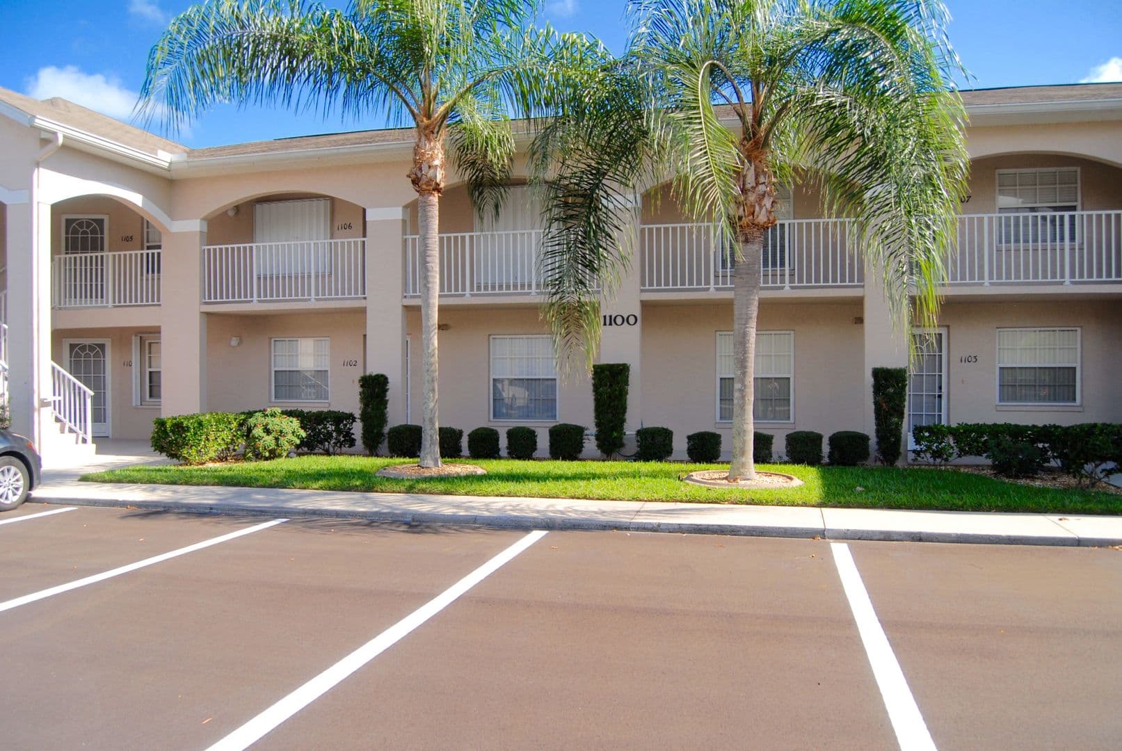 Lake Suzy Apartment: 11644 SW Egret Cir. #1102