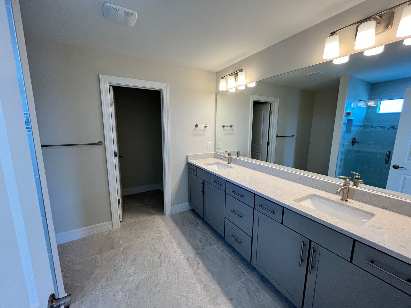 North Port House: 2541 Buckthorn Loop