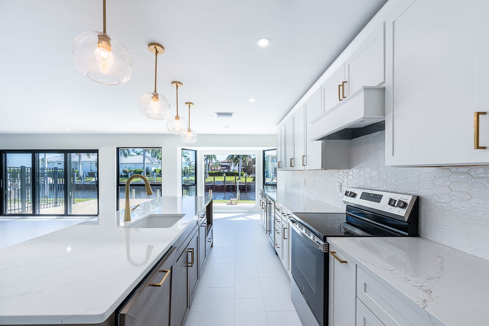 Punta Gorda House: 12 Sabal Dr