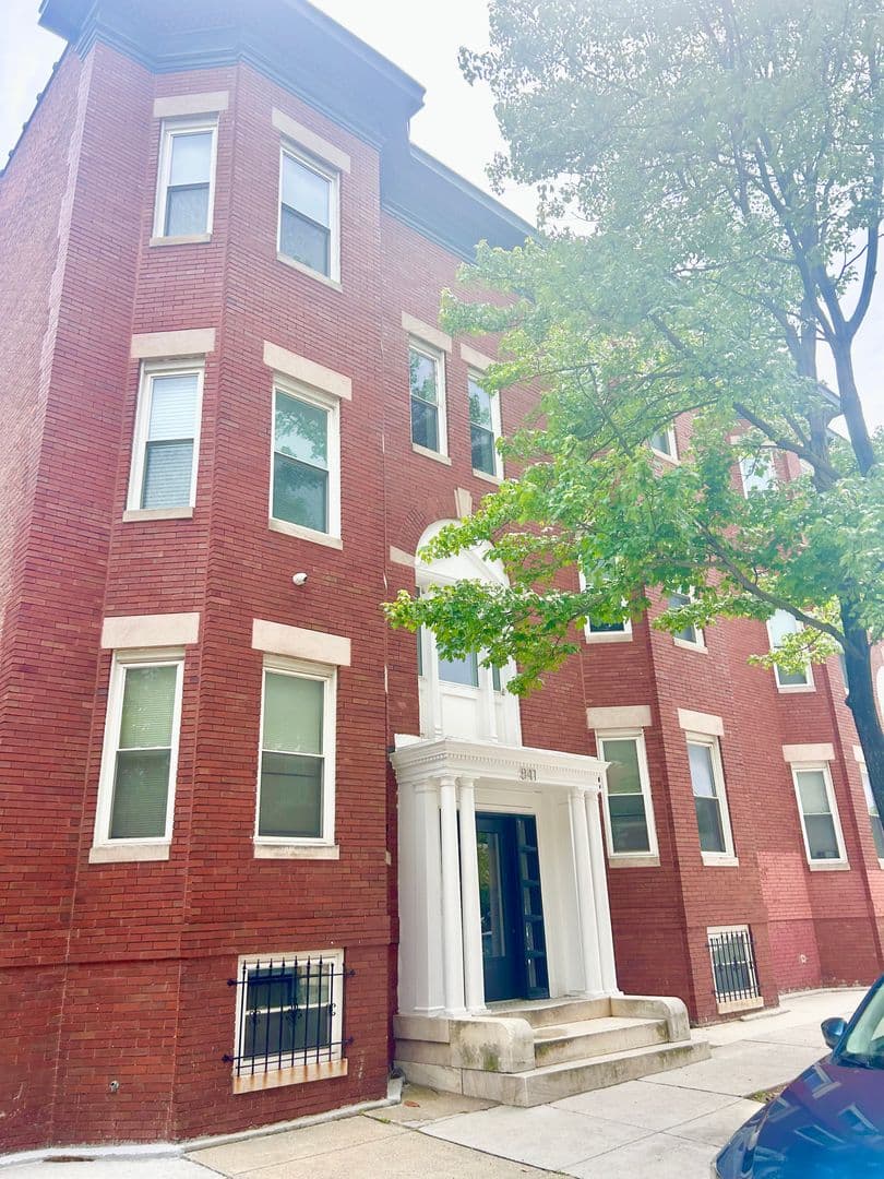 Baltimore Apartment: 841 & 847 Whitelock St