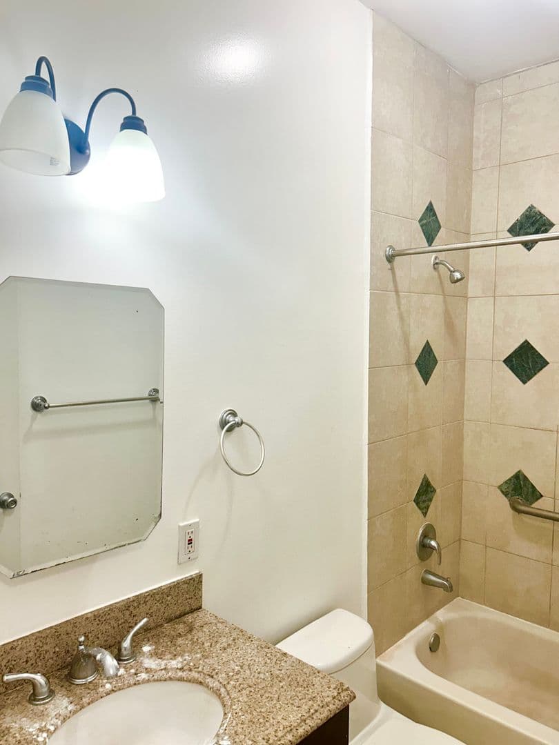 Baltimore Apartment: 841 & 847 Whitelock St