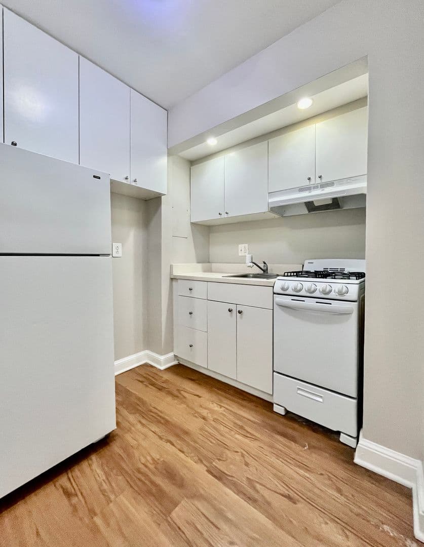 Washington Apartment: 1311 Madison St., NW
