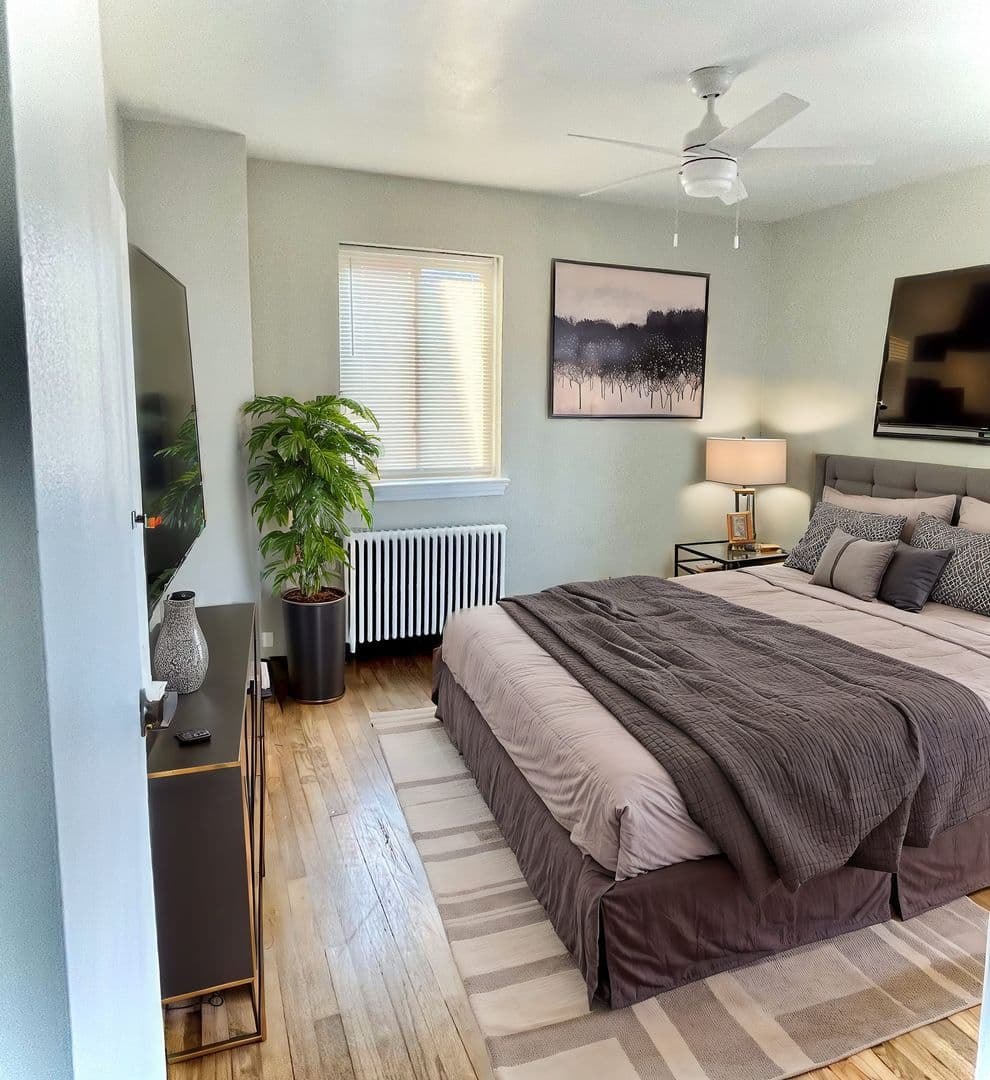 Washington Apartment: 1311 Madison St., NW