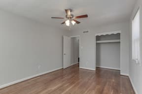 Washington Apartment: 810 Longfellow Street NW