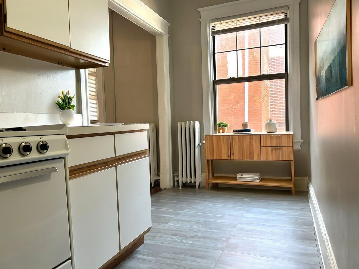 Washington Apartment: 1715 P Street, NW