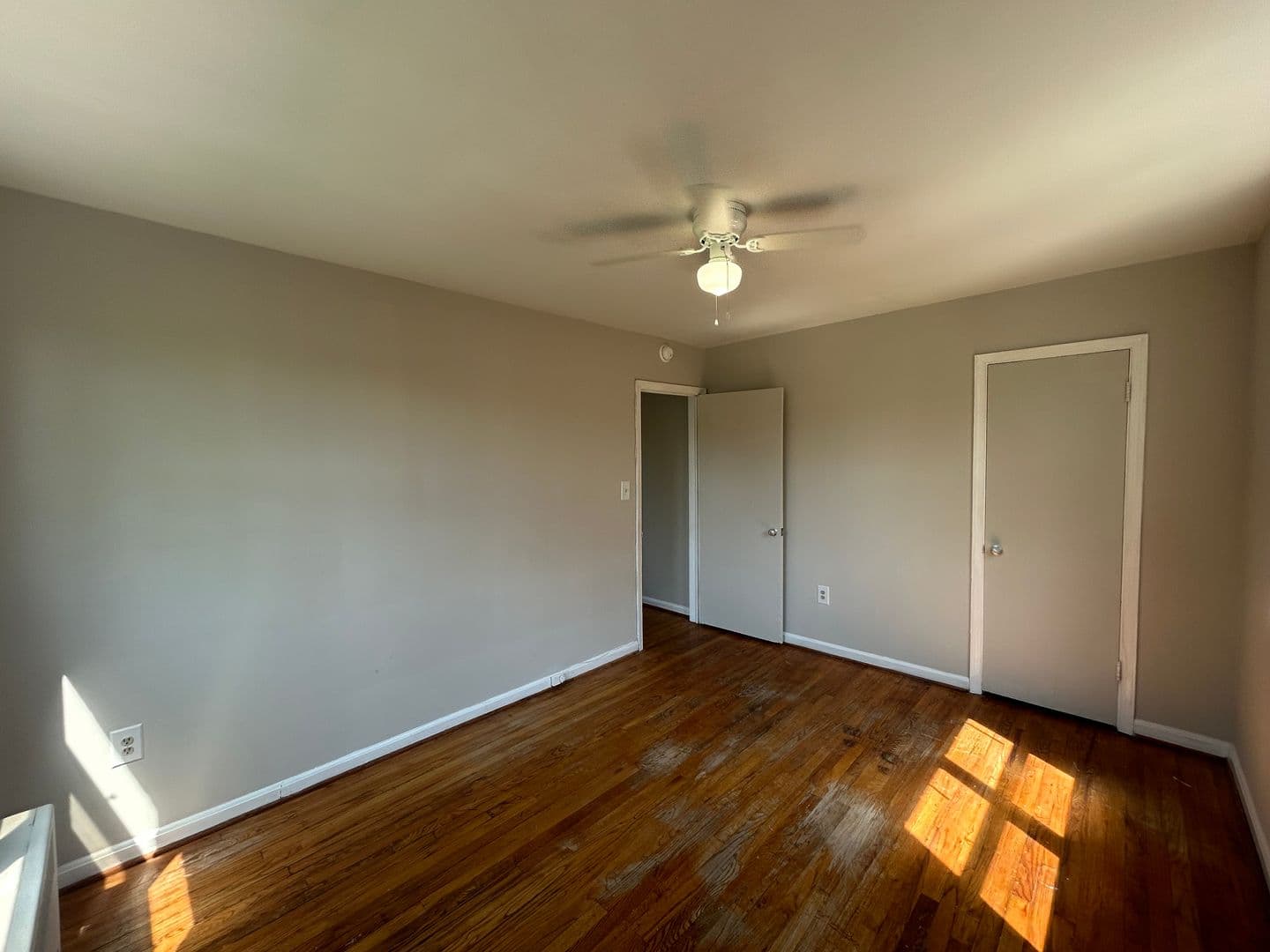 Washington Apartment: 1301 U St SE