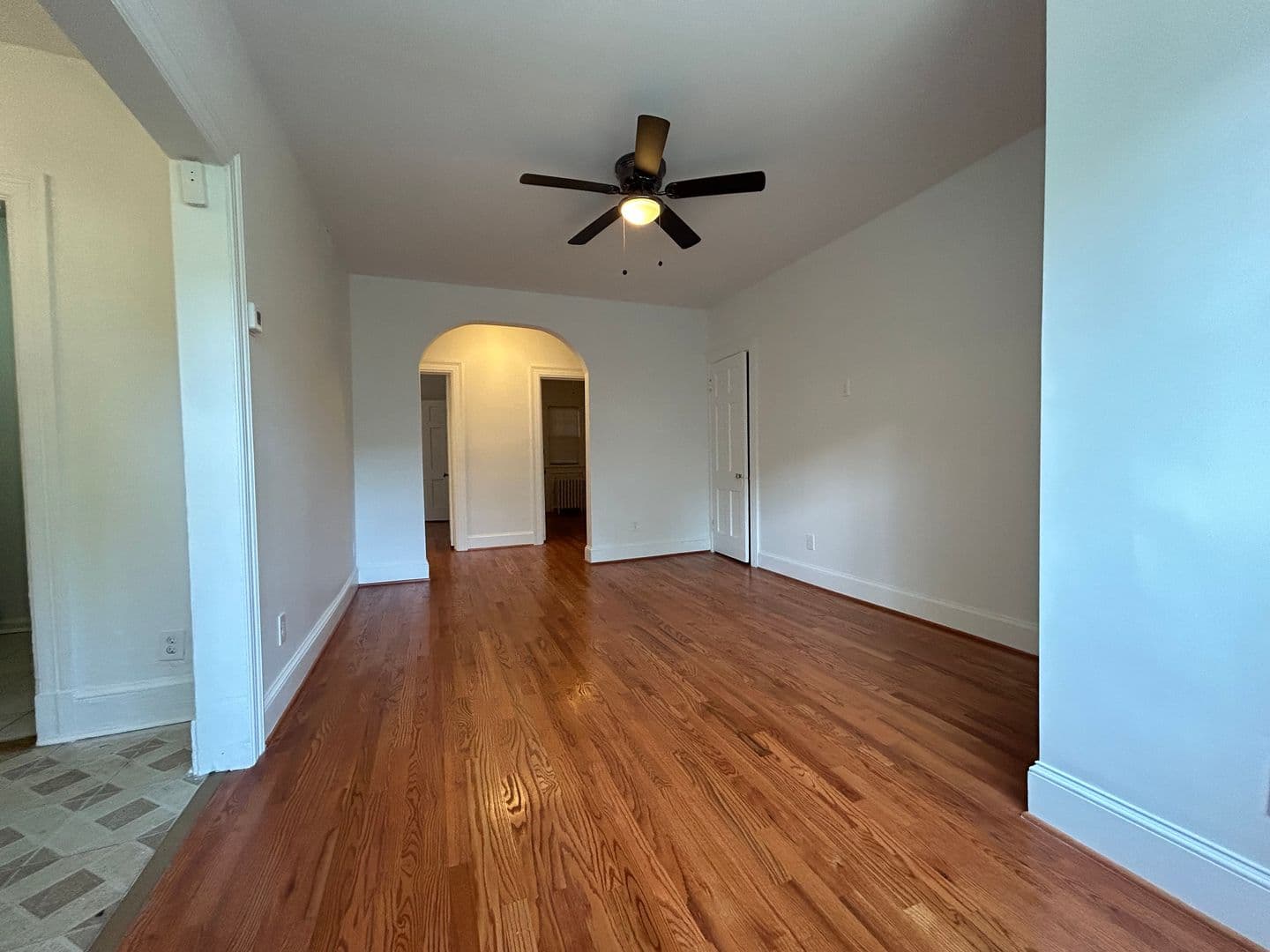 Washington Apartment: 501 Peabody St NW