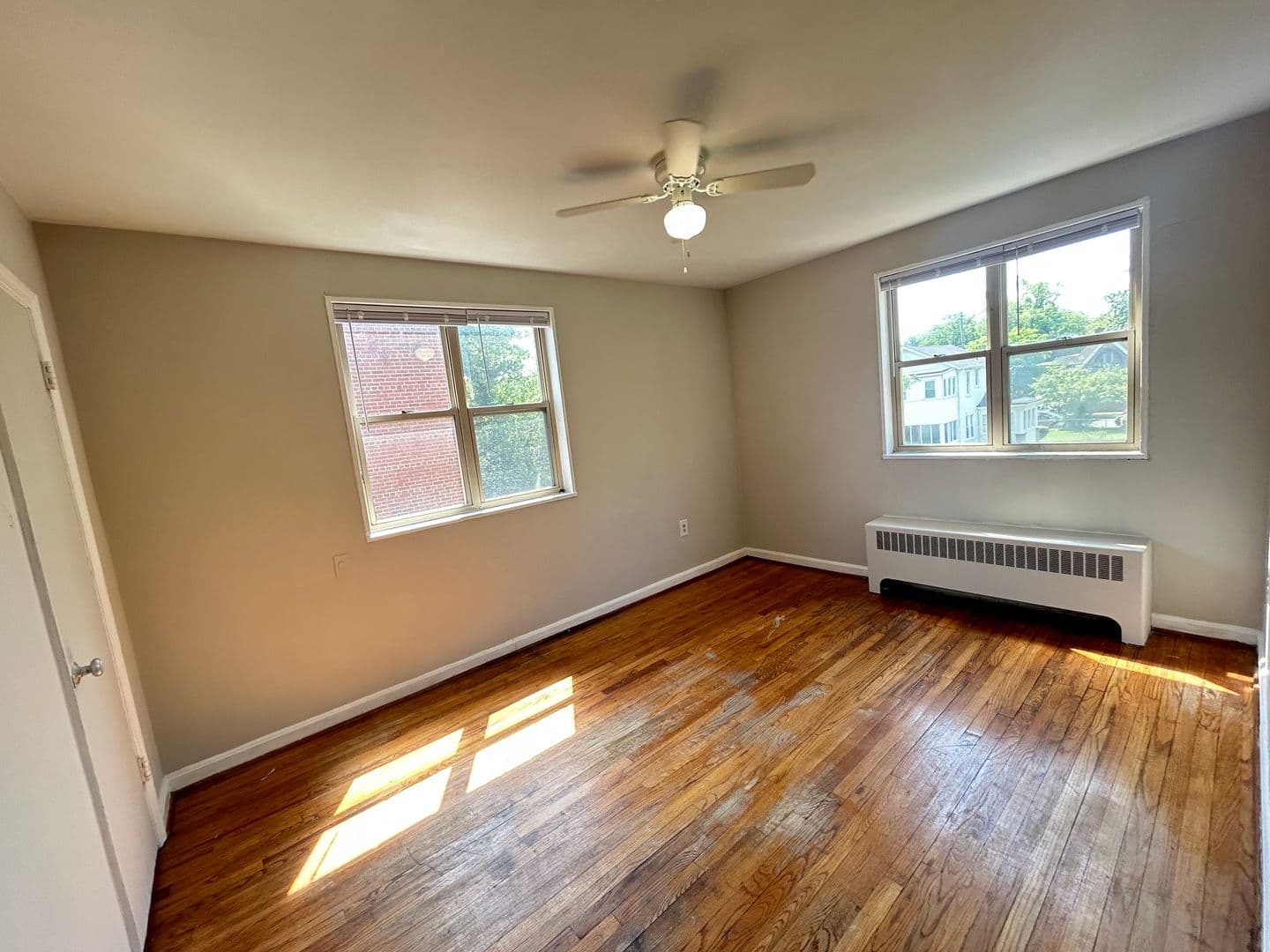 Washington Apartment: 1301 U St SE