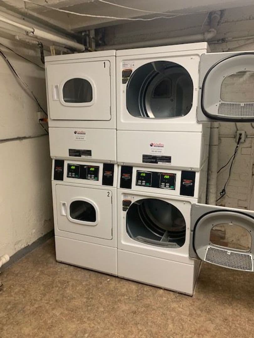 Washington Apartment: 1715 P Street, NW